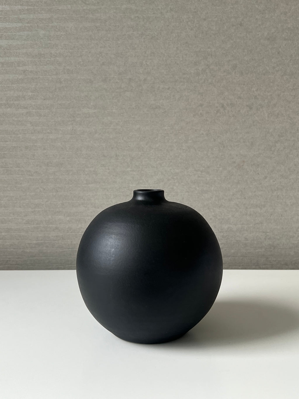 Copenhagen round vase - Black