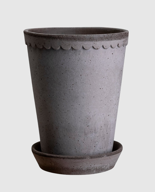 Helena tall grey pot