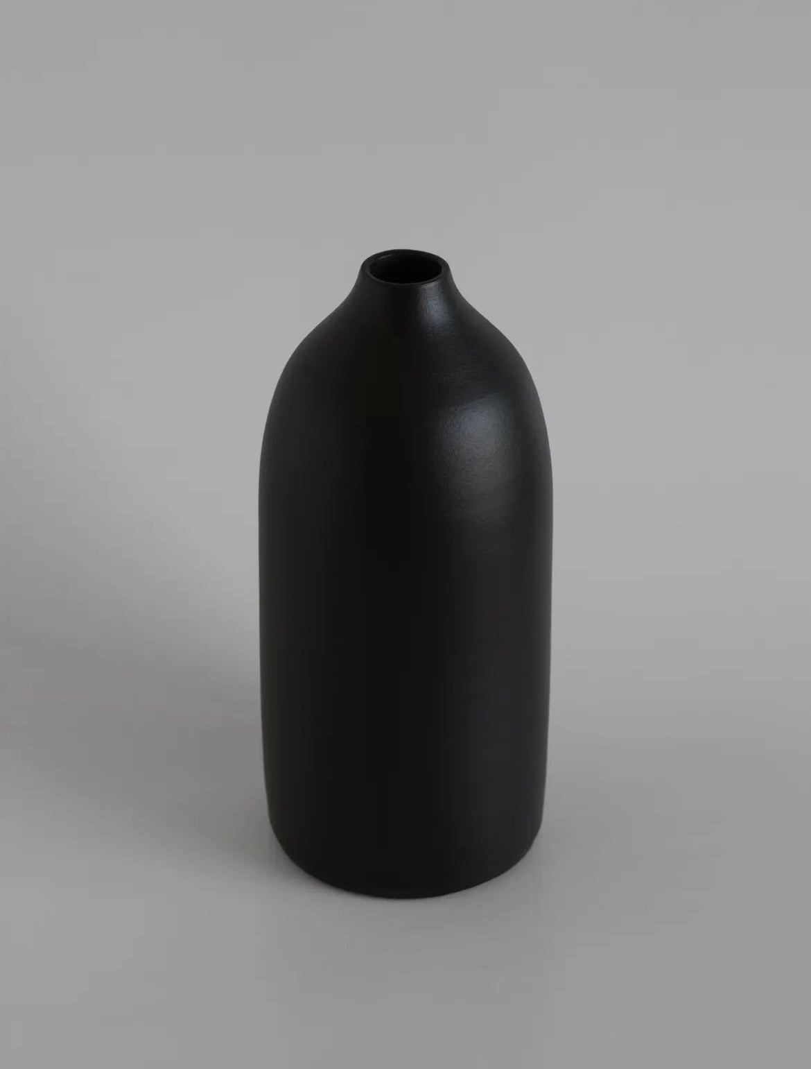 Oslo ceramic vase - black